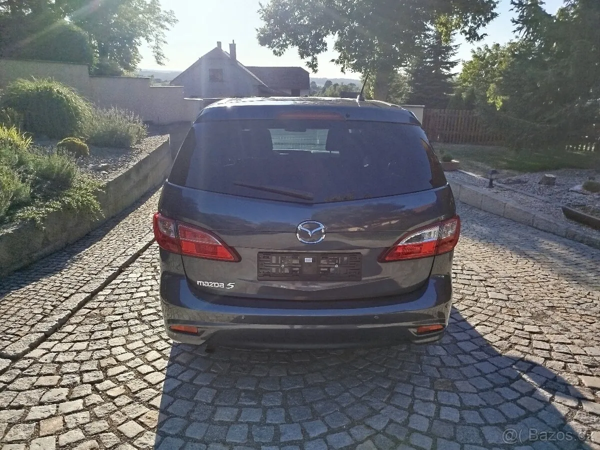 Mazda 5 2010 photo 5