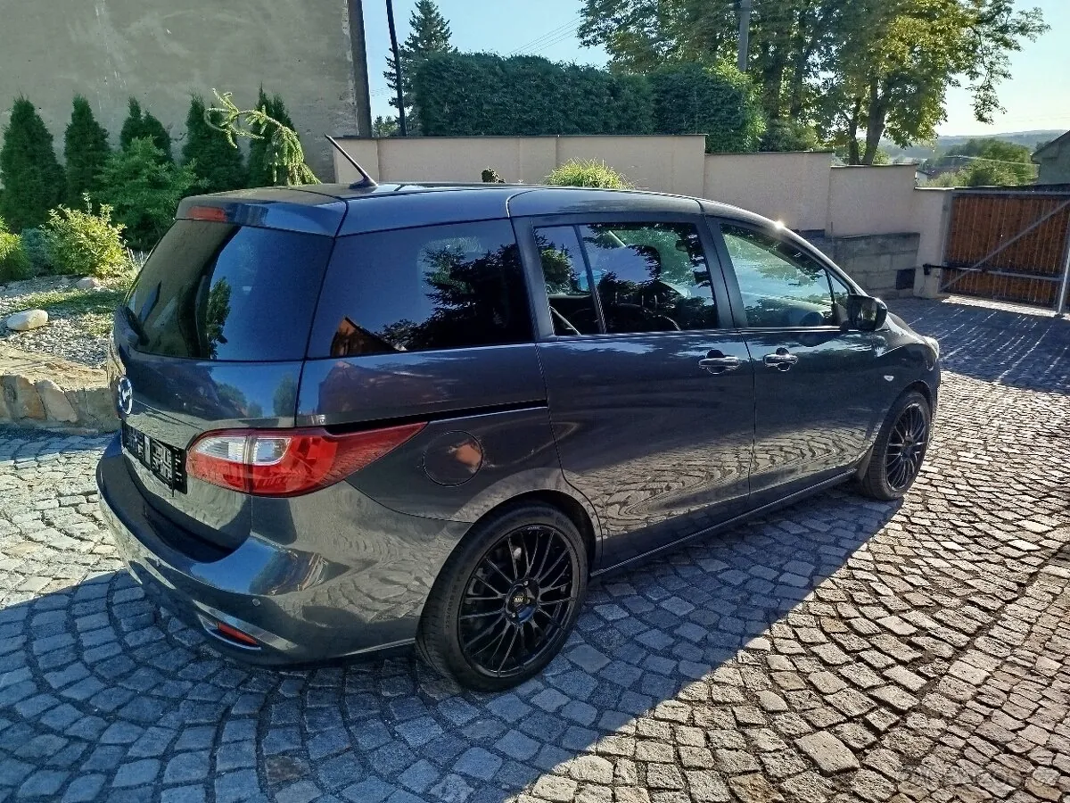 Mazda 5 2010 photo 4