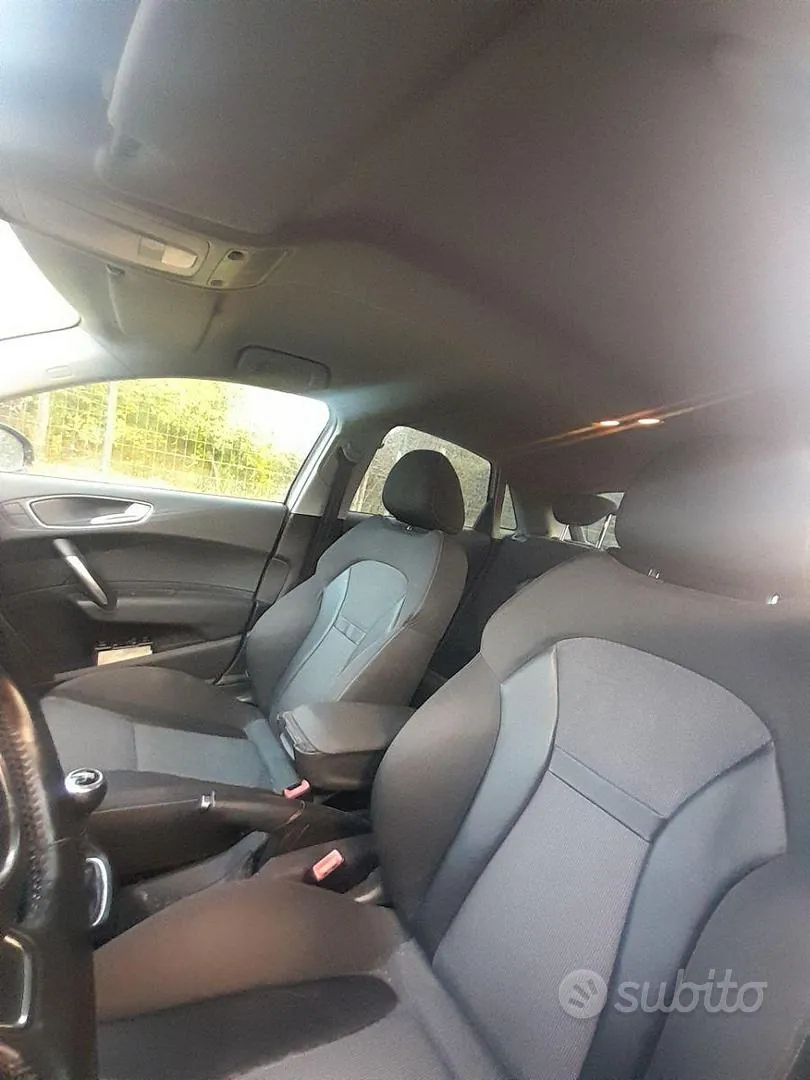 Audi A1 2012 photo 2