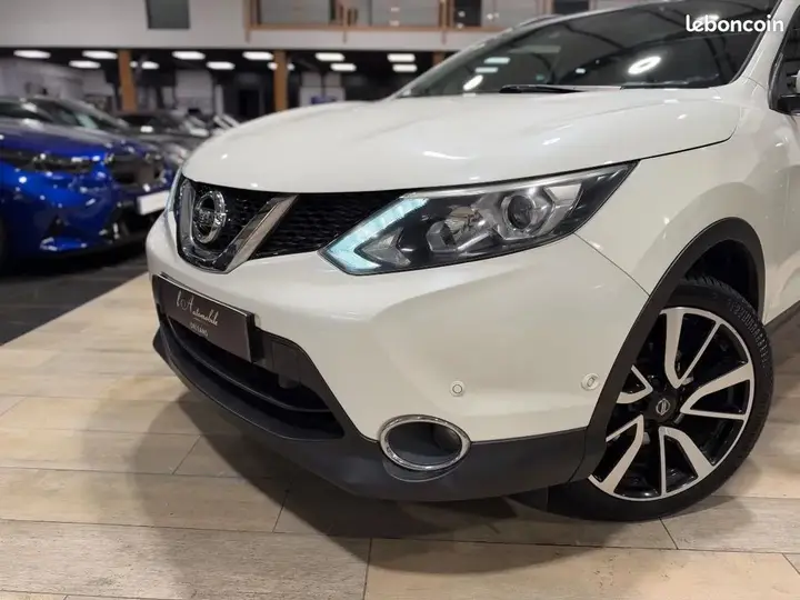 Nissan Qashqai 2016 photo 2