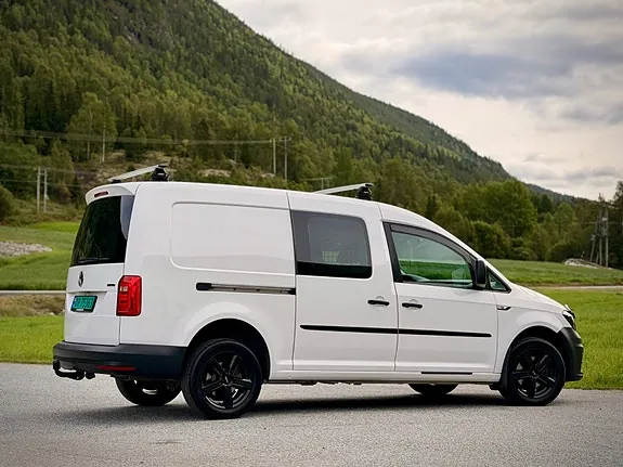 Volkswagen Caddy Maxi 2019 photo 2
