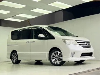 Nissan Serena 2012 photo 5