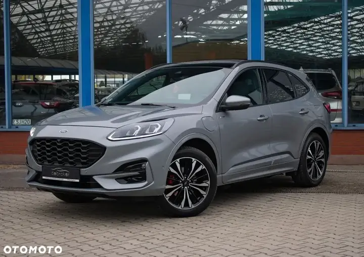 Ford Kuga 2021 photo 2