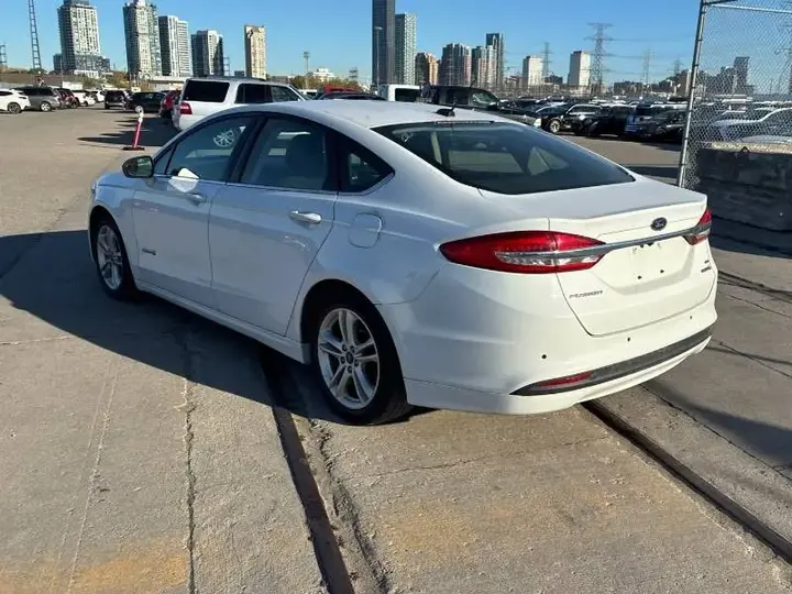 Ford Fusion 2018 photo 4