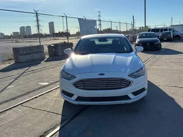 Ford Fusion 2018 photo 5