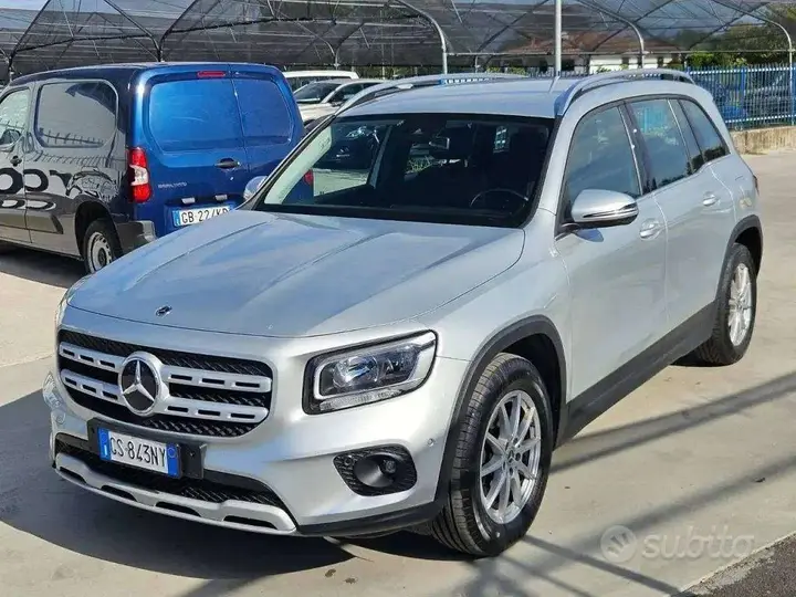 Mercedes-Benz Glb 2024 photo 2