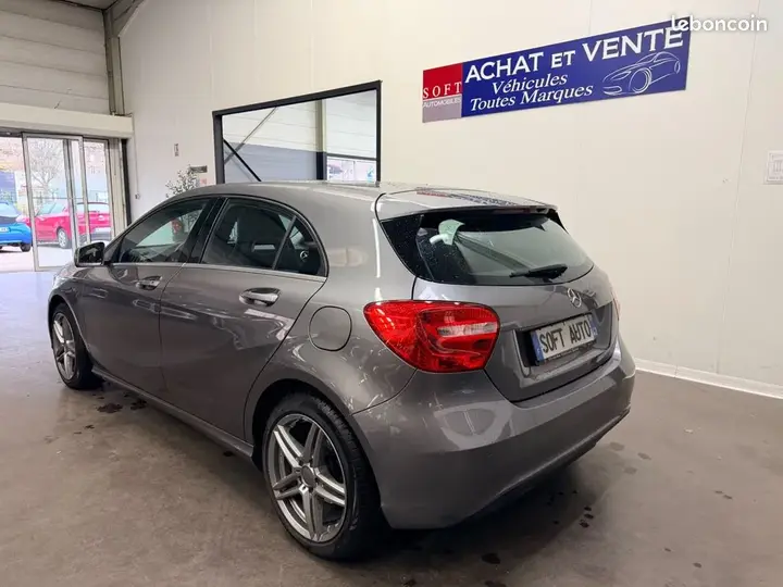 Mercedes-Benz A-Class 2015 photo 5
