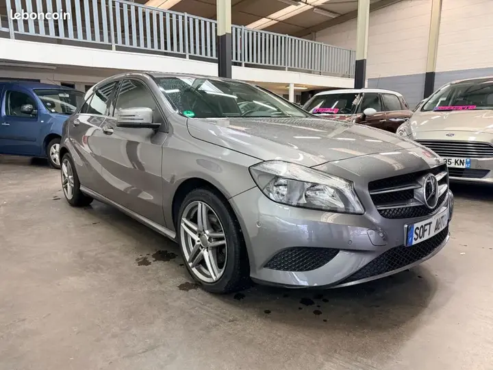 Mercedes-Benz A-Class 2015 photo 3