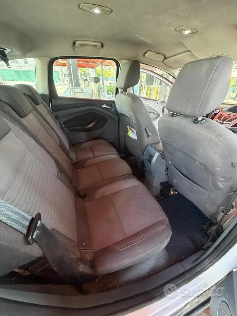 Ford C-Max 2011 photo 4