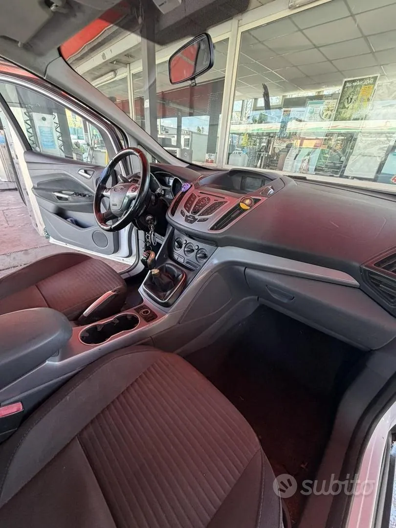 Ford C-Max 2011 photo 5