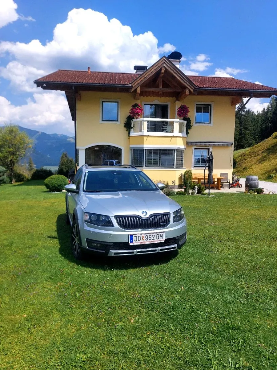 Skoda Octavia 2016 photo 2