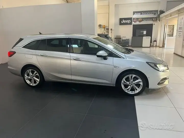 Opel Astra 2019 photo 4