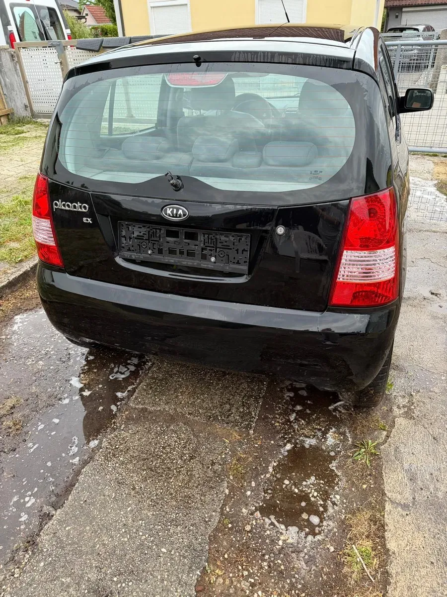 Kia Picanto 2007 photo 2