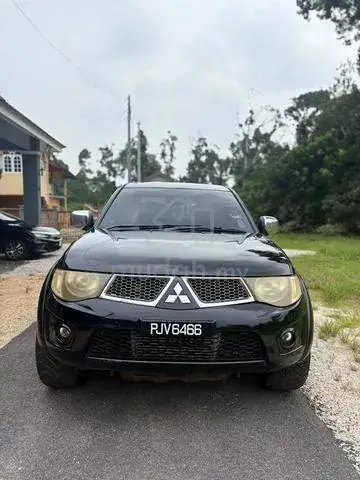 Mitsubishi Triton