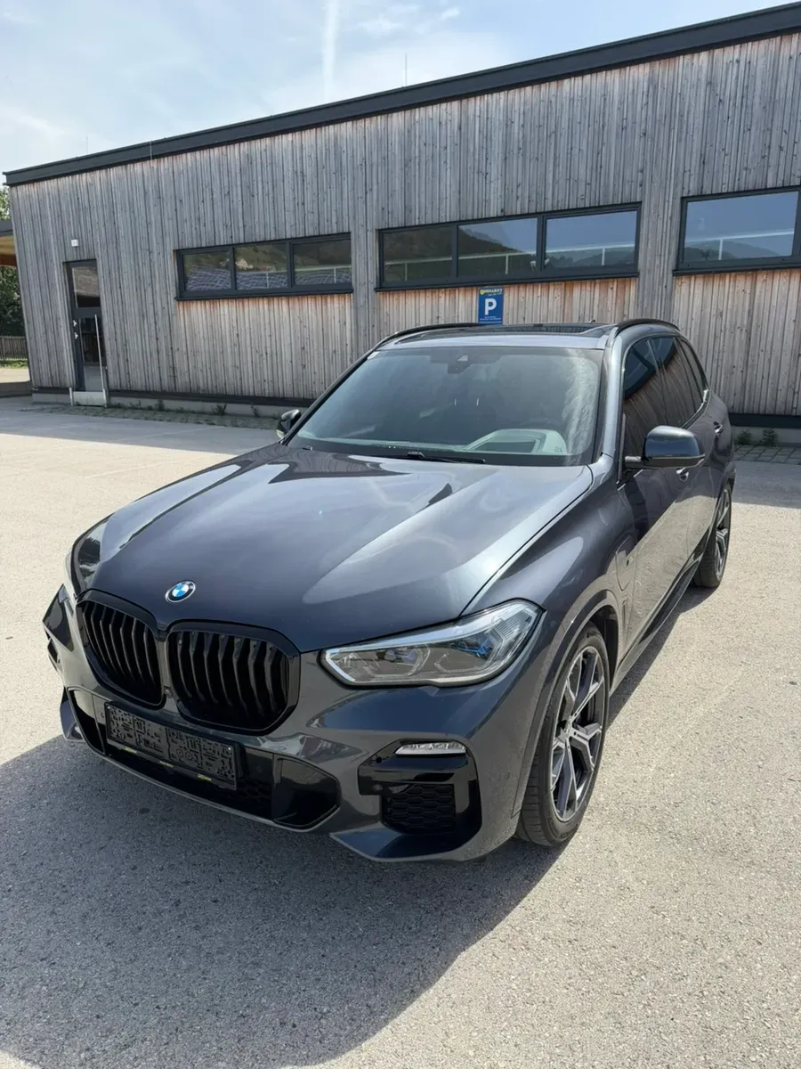 BMW X5 2019 photo 2