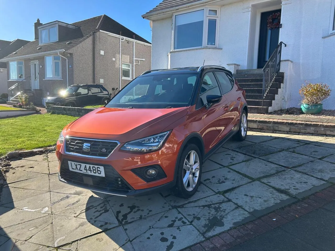 Seat Arona 2017 photo 2