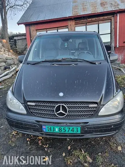 Mercedes-Benz Vito 115 2010 photo 2