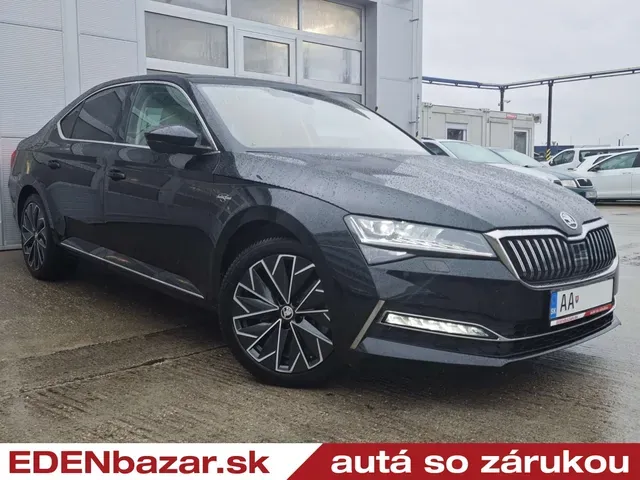 Skoda Superb 2023 photo 4