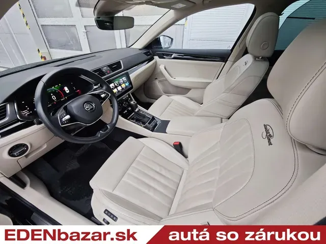 Skoda Superb 2023 photo 2