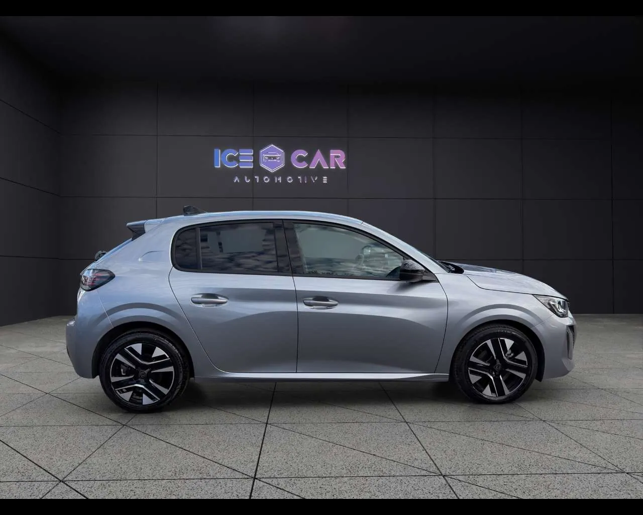 Peugeot 208 2025 photo 4