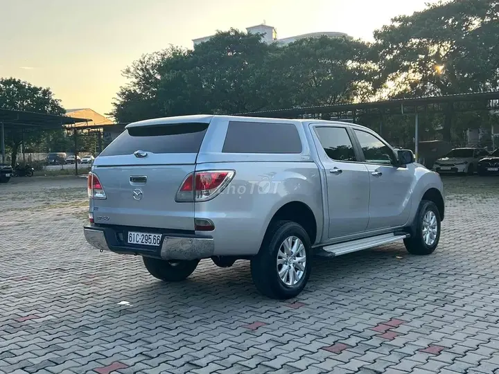Mazda Bt-50 2015 photo 5