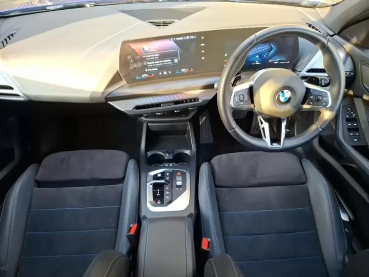 BMW 1 Series 2026 photo 3