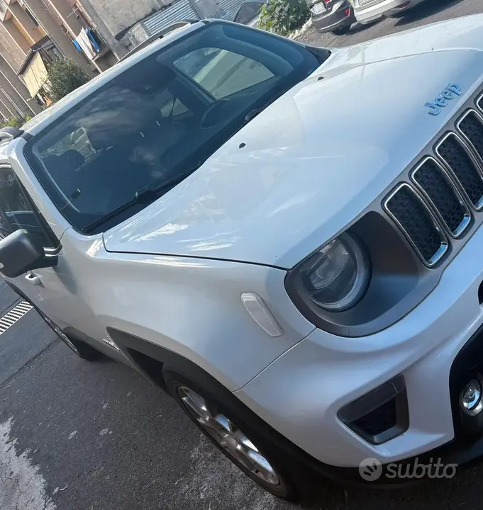 Jeep Renegade 2021 photo 2