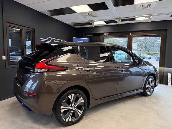 Nissan Leaf 2021 photo 5