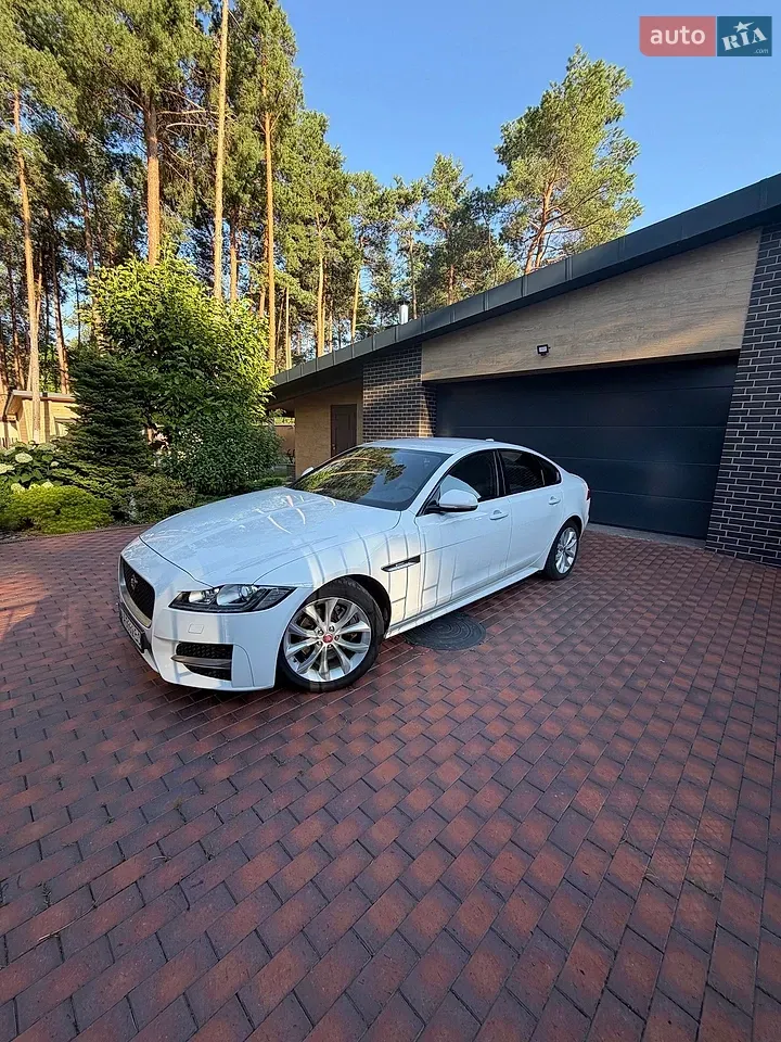 Jaguar Xf