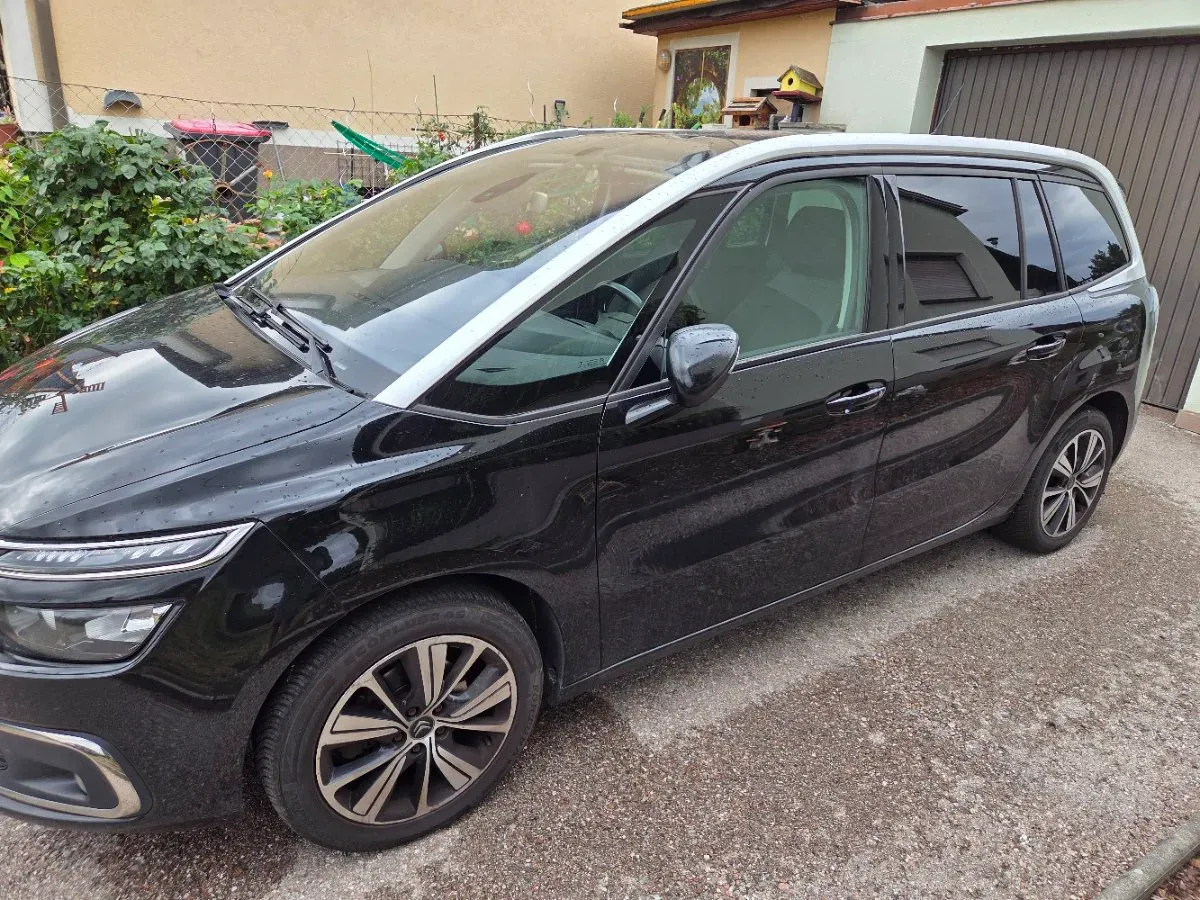 Citroen Grand C4 Picasso 2017 photo 2