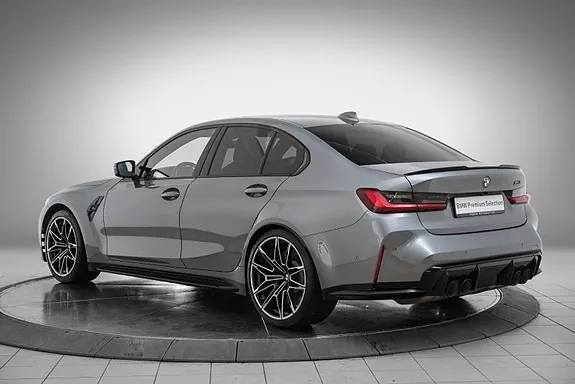 BMW M3 2022 photo 3