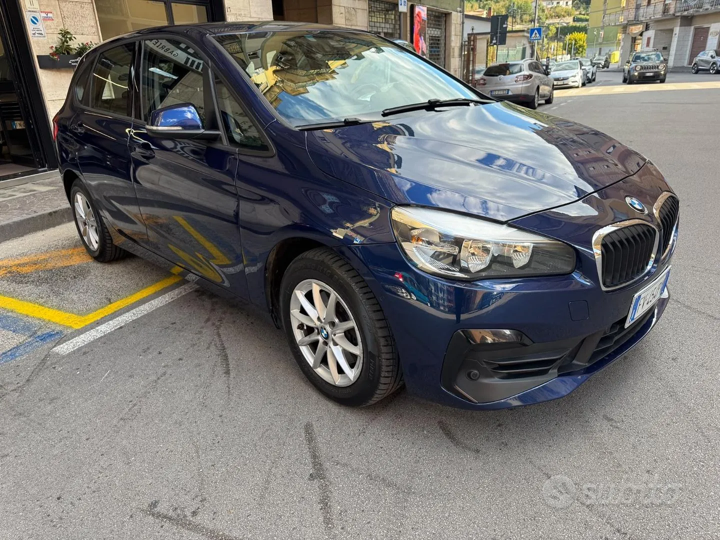 BMW 2 Series Active Tourer 2019 photo 2