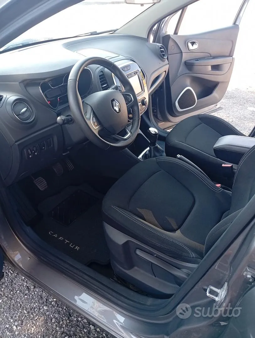 Renault Captur 2018 photo 5