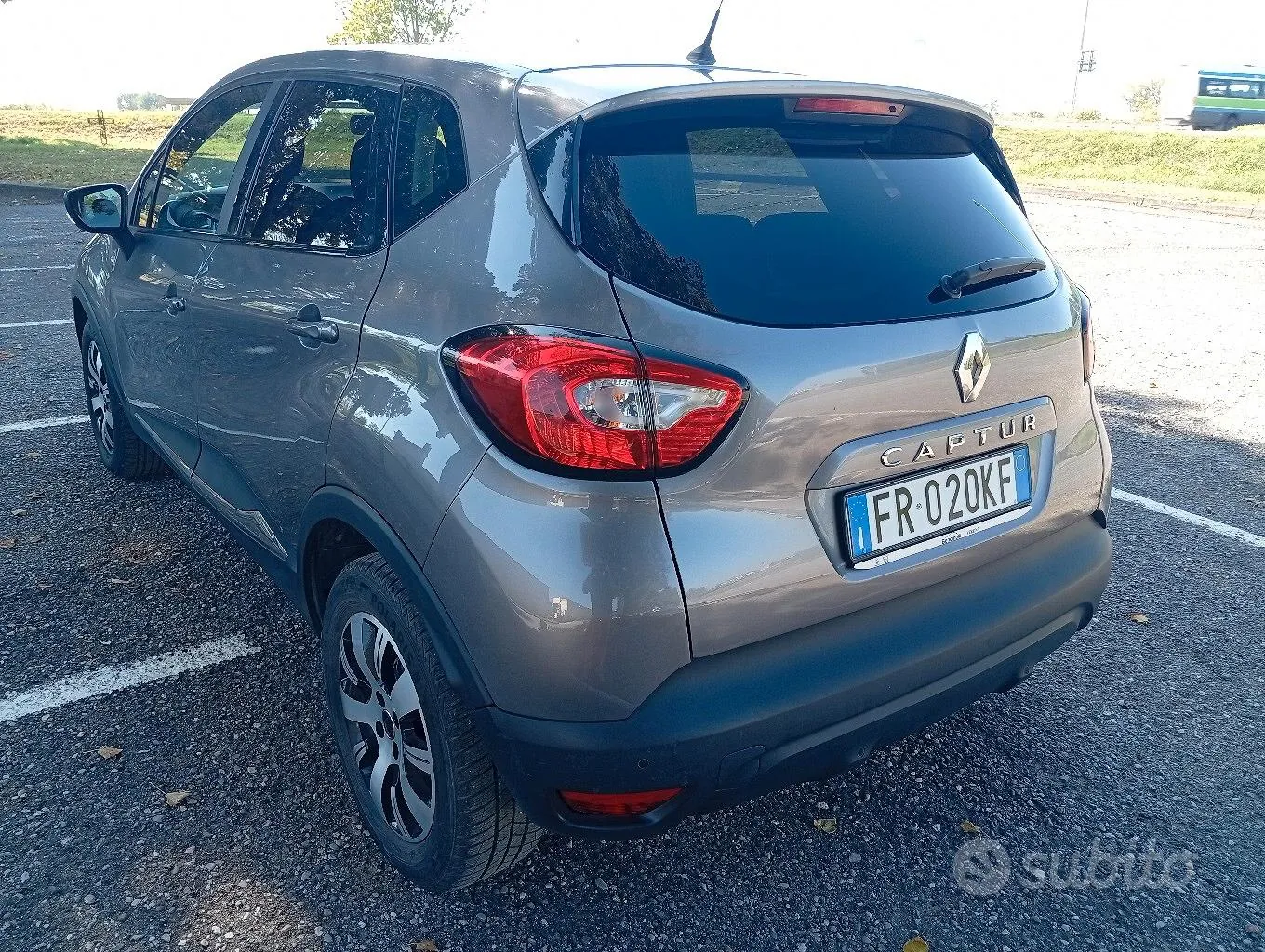 Renault Captur 2018 photo 3