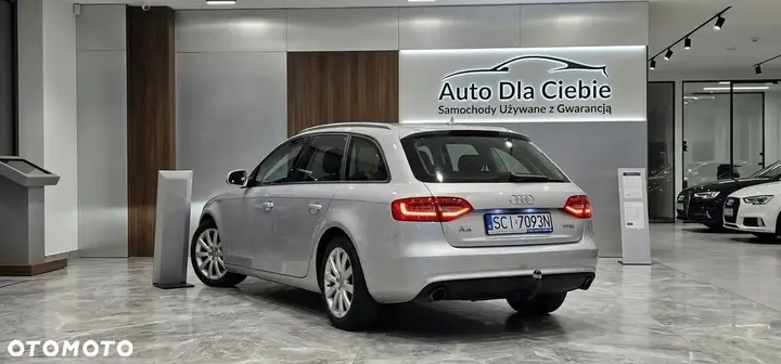 Audi A4 Avant 2014 photo 4