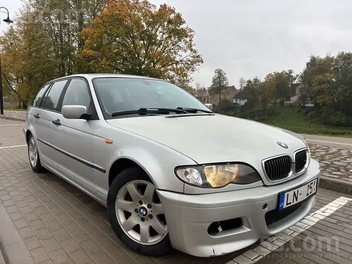 BMW 320