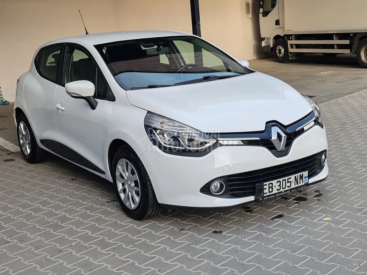 Renault Clio 2016 photo 2