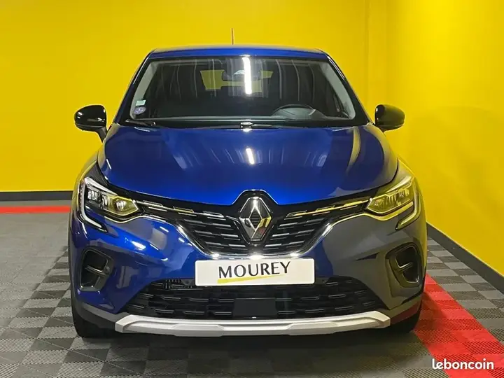 Renault Captur 2022 photo 2