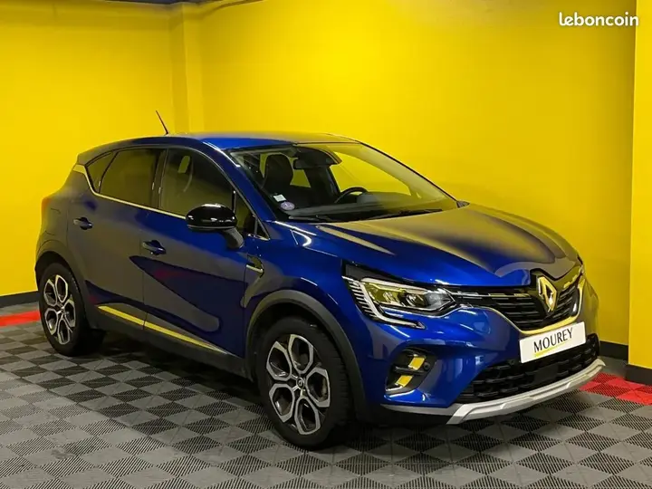 Renault Captur 2022 photo 3