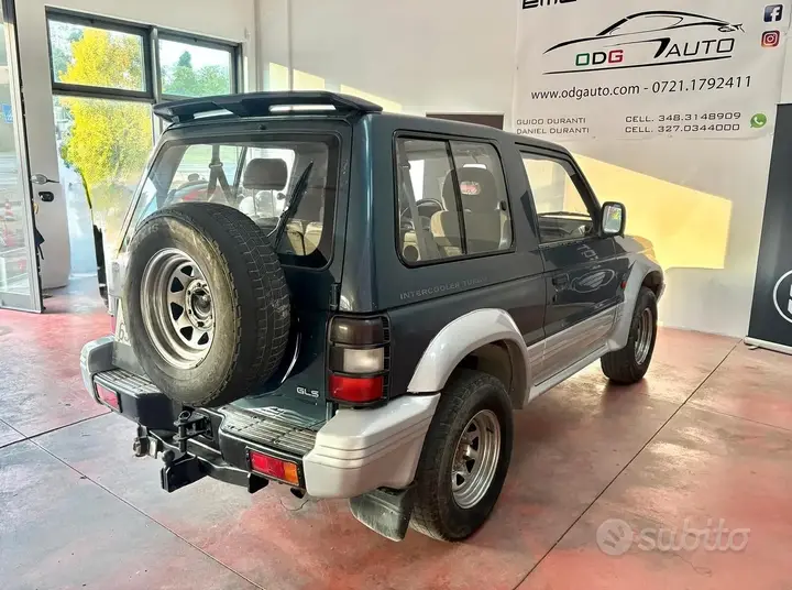 Mitsubishi Pajero 1993 photo 4