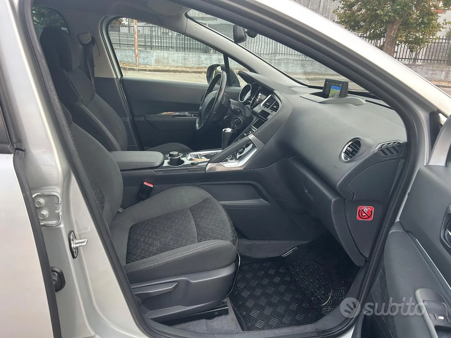 Peugeot 3008 2015 photo 5