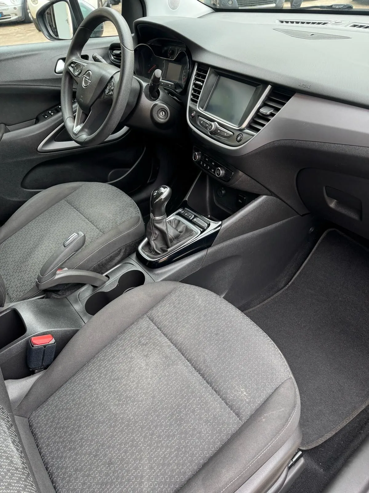 Opel Crossland X 2019 photo 3