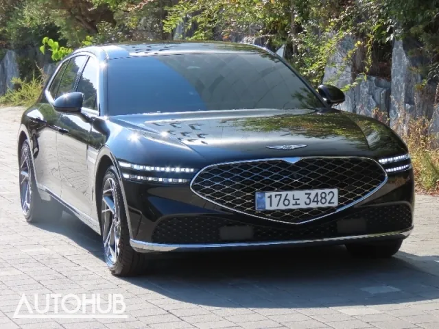 Genesis G90 2022 photo 2