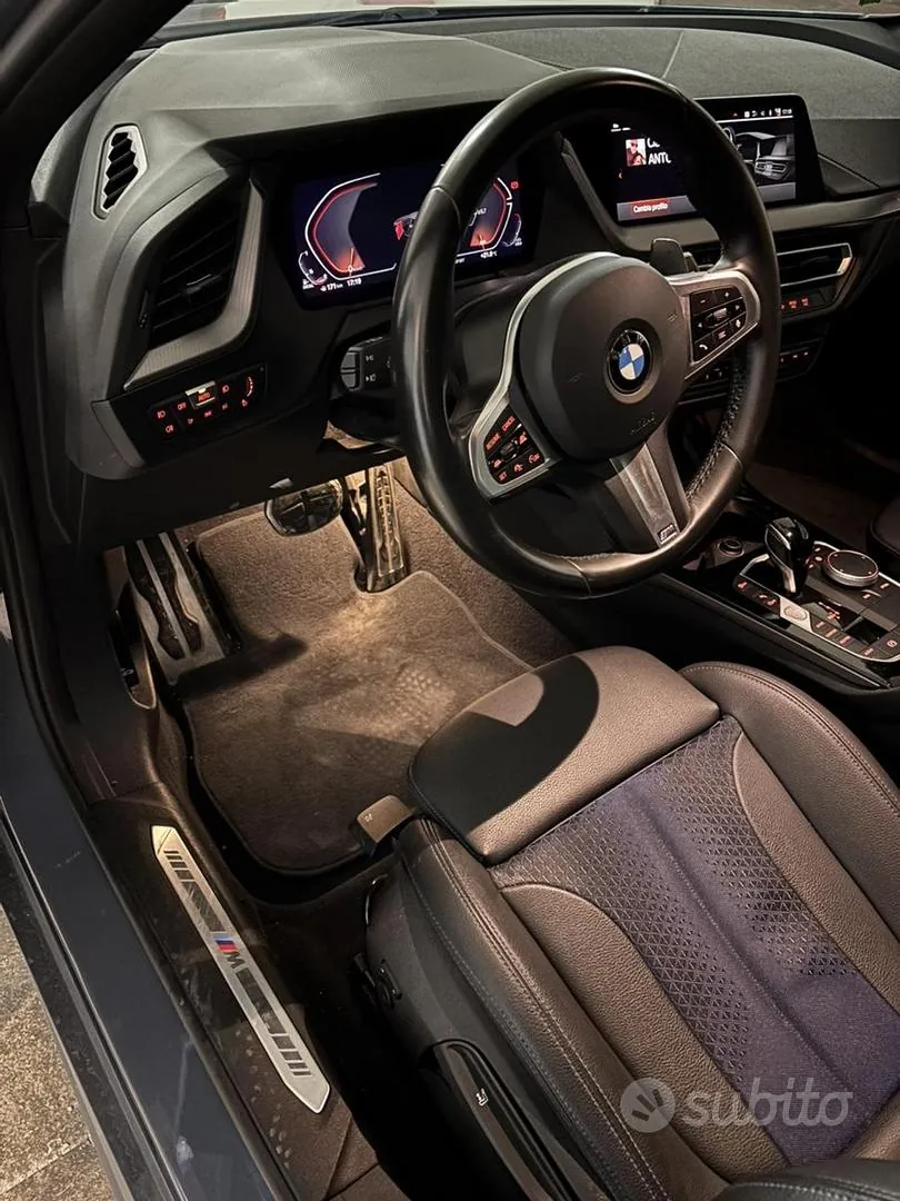 BMW 118D M Sport 2024 photo 3