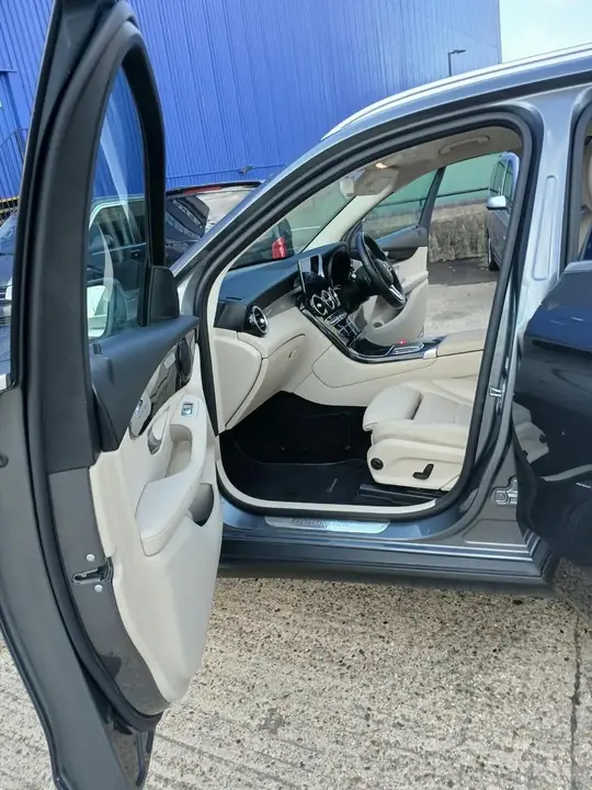 Mercedes-Benz Glc 2019 photo 5