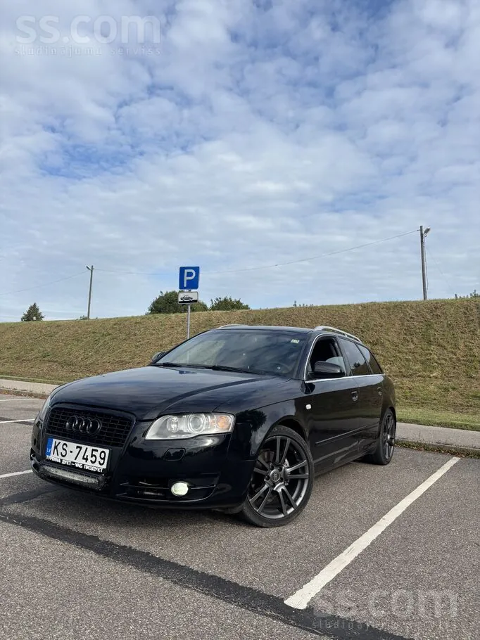 Audi A4 2005 photo 2