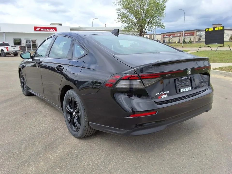 Honda Accord 2025 photo 5