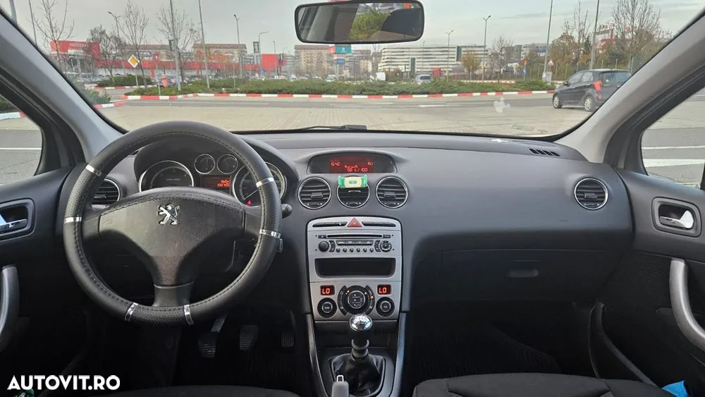 Peugeot 308 2010 photo 4