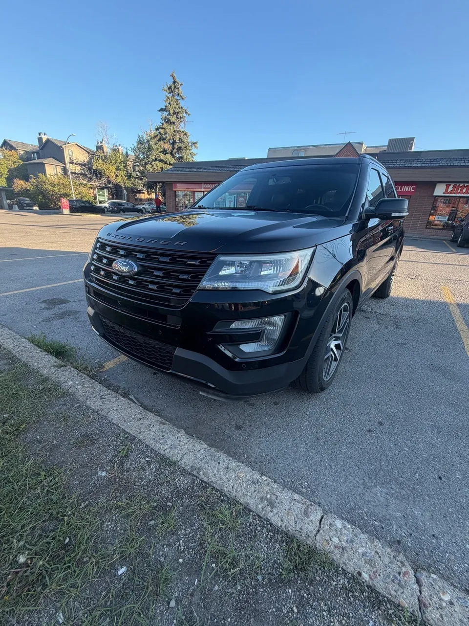 Ford Explorer Sport 2017 photo 4