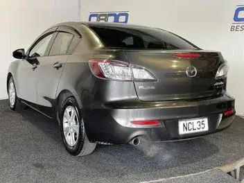 Mazda Axela 2009 photo 5